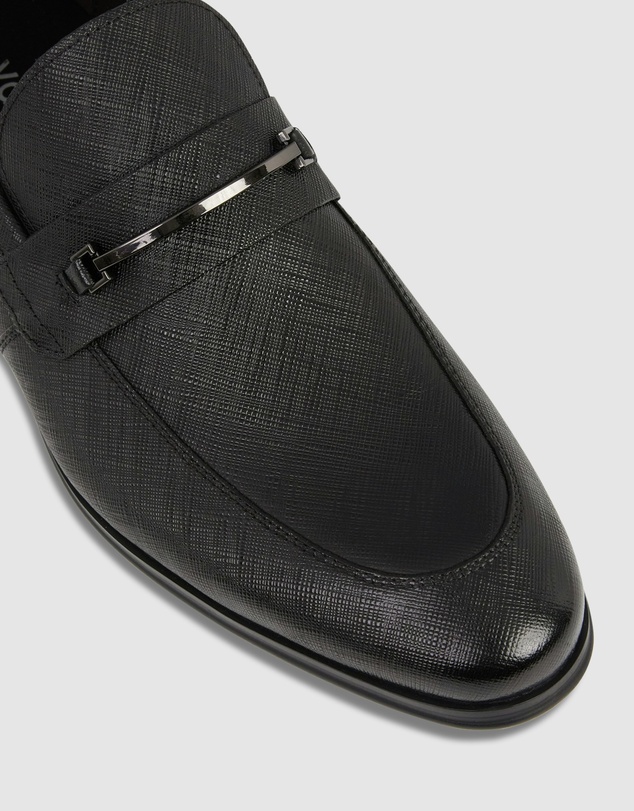 yd. - Riccardo Textured Leather Loafer