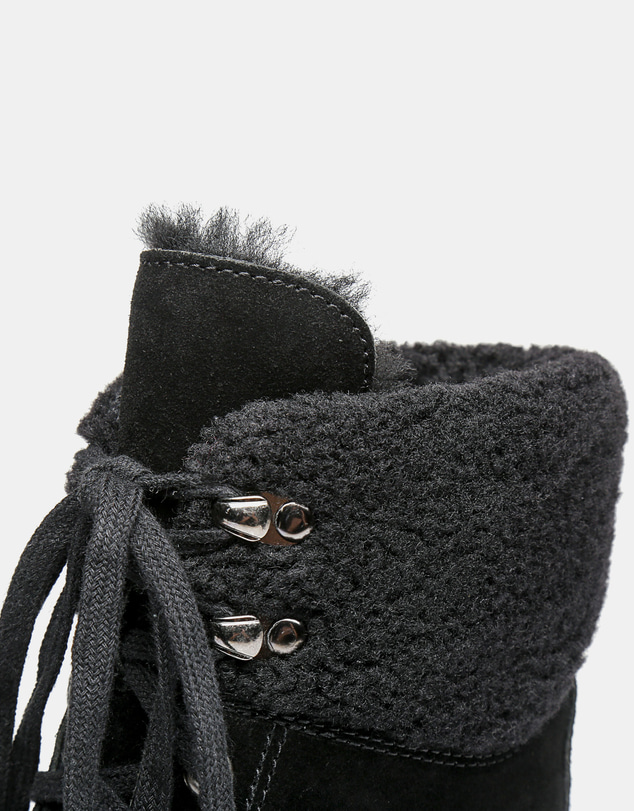 EVERAU - Australian Shepherd Ugg Mina Cow Suede Upper Martens