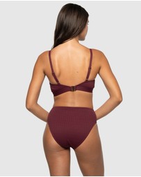 Nip Tuck Swim - Saranya Teresa Multifit Bikini Top