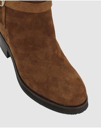 S by Sempre Di - Nafisa Knee-high Boots