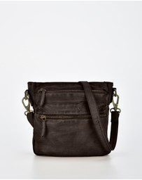 Cobb & Co - Mawson Washed Leather Multiple Pocket Crossbody