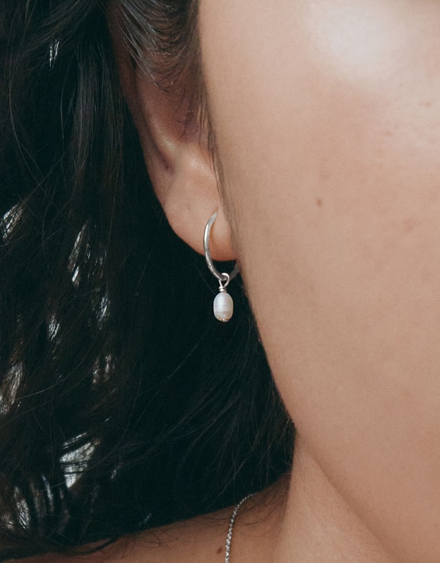 SAINT VALENTINE - Mini Pearl Hoops - Silver