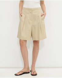 Calli - Harp Tuck Front Shorts