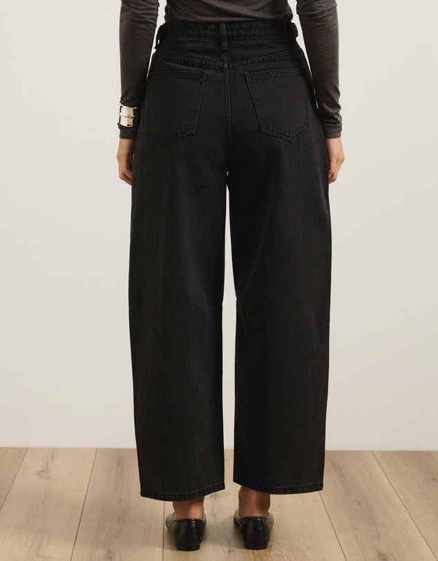 Atmos&Here - Gigi Barrel Leg Jeans