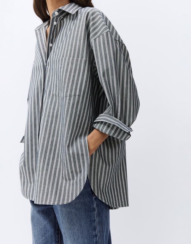 UNISON - Oversized Oxford Shirt