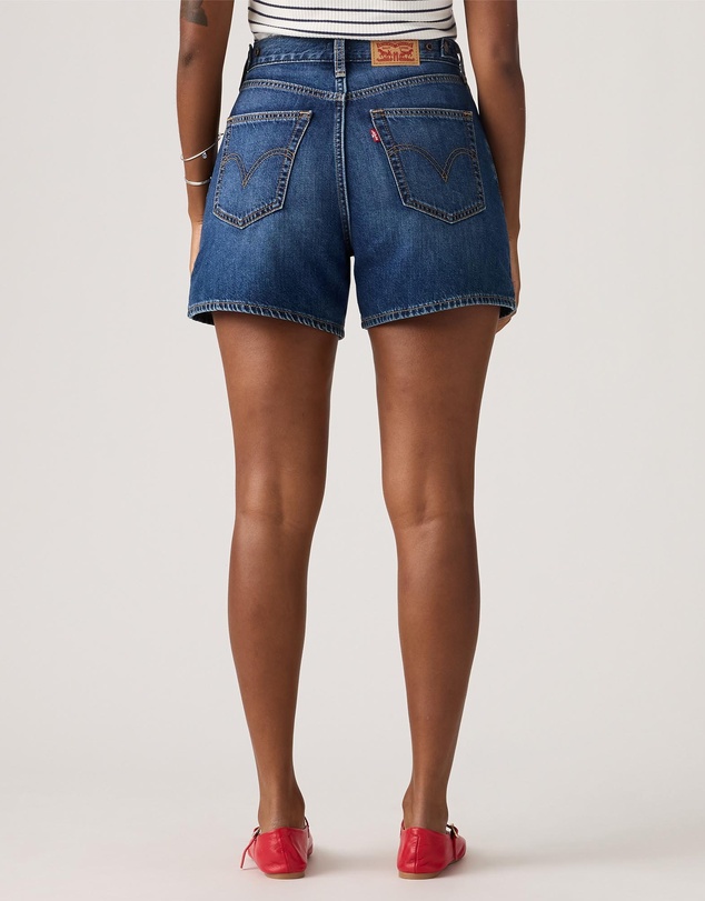 Levi's - Cinch Mid-Thigh Shorts