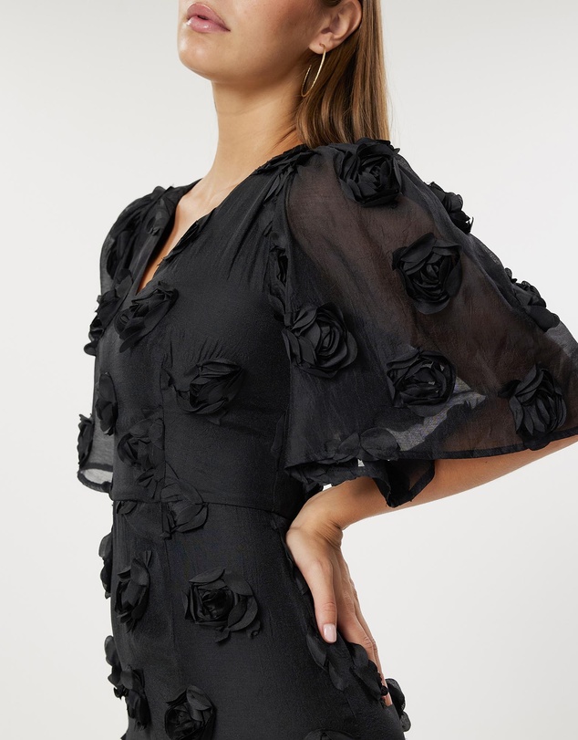 Romance by Honey and Beau - Khloe Bell Sleeve Dress