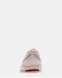 Mia Vita - Frances Oxford - Pebble