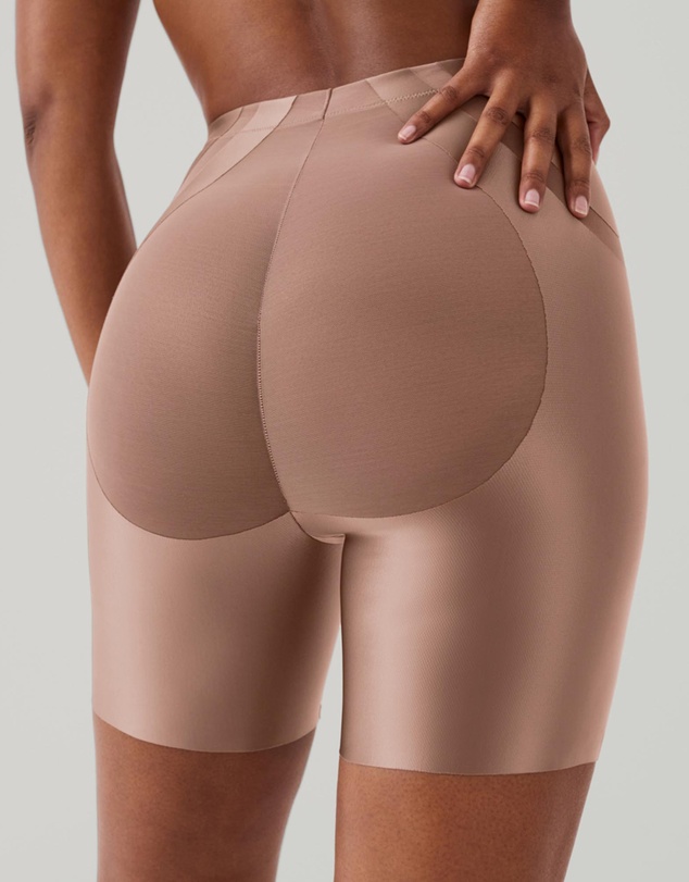 Spanx - SPANXshape Booty-Lifting Mid-Thigh Short