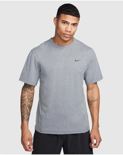 Nike - Hyverse Dri-FIT UV Short-Sleeve Versatile Top