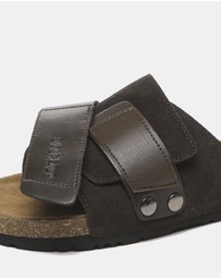 EVERAU - EverAU Ugg Terrain Cow Suede Upper Sandals