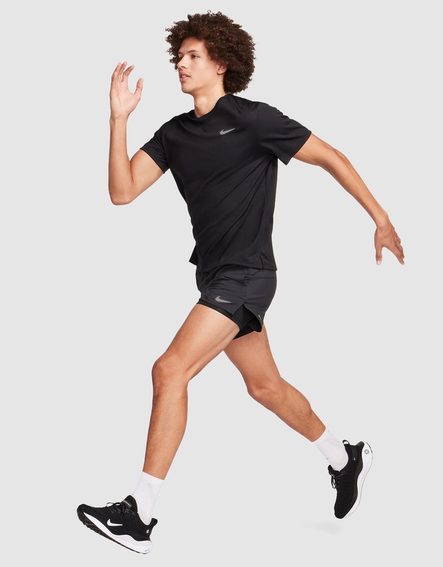 Nike - Stride 5in DriFIT 2in1 Running Shorts
