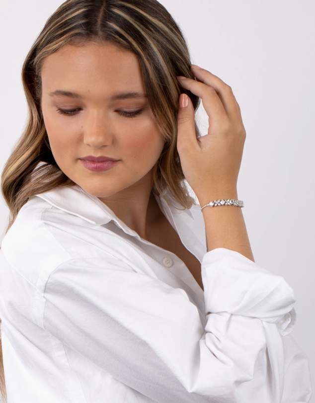 Lovisa - Silver Cubic Zirconia Navette Flower Toggle Tennis Bracelet