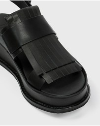 bul - Ha Sandal
