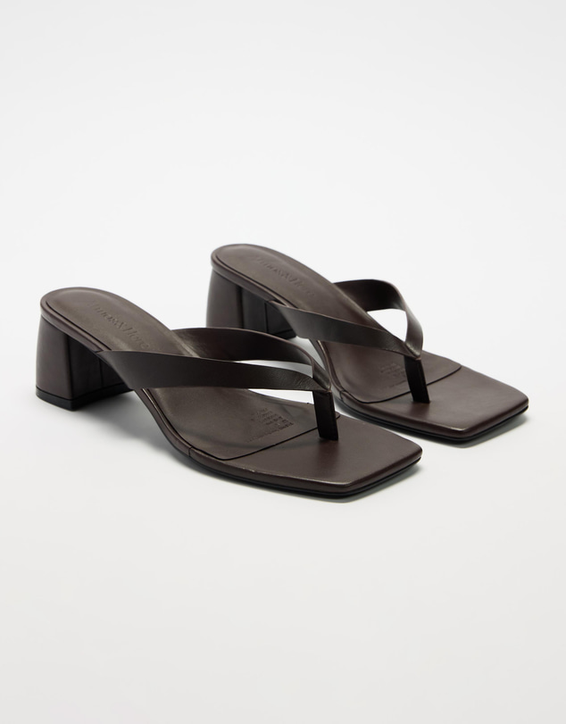 Atmos&Here - Gemma Block Leather Thong Heels