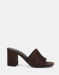 Novo - Nicole Mules