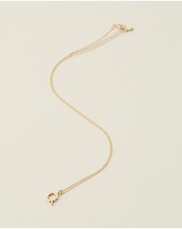 Zahar - Letter Q Necklace