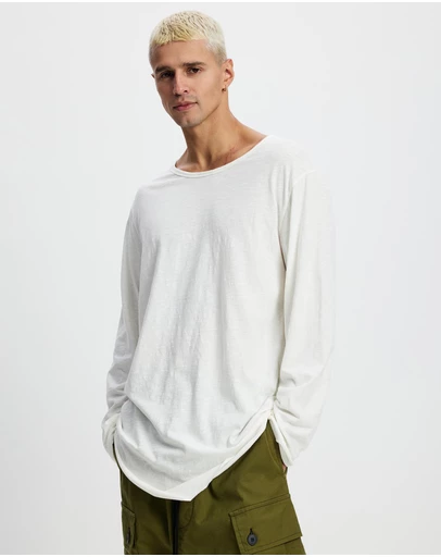 Surrounded By Ghosts - The Howlite Long Sleeve T-Shirt