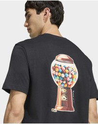 adidas Sportswear - SNACK BUBBLE GUM GRAPHIC T-SHIRT Mens