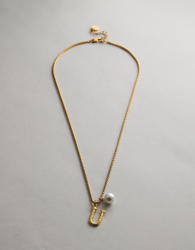 Zahar - Pearl Letter U Necklace