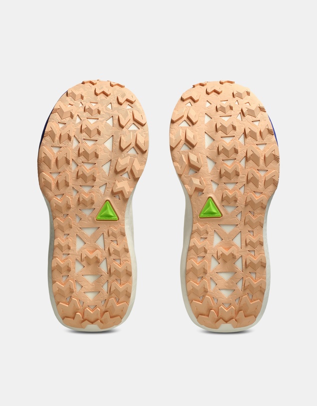 ASICS - Trabuco Max 5 - Women's