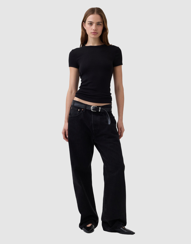 GAP - Modern Crewneck T-Shirt