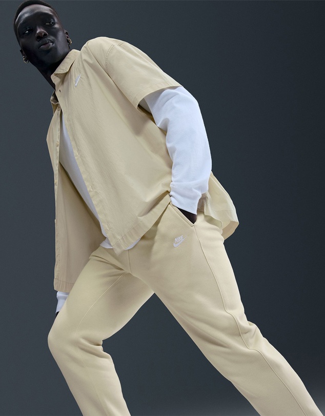 Nike - Club Joggers
