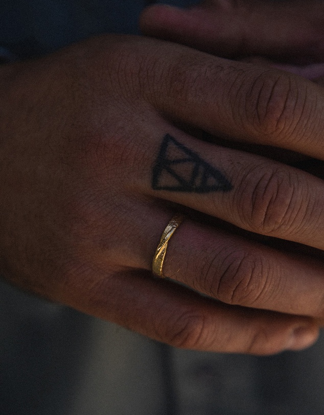 Haze & Glory - ICONIC EXCLUSIVE - Twisted Ring in Gold-Plated 925 Silver