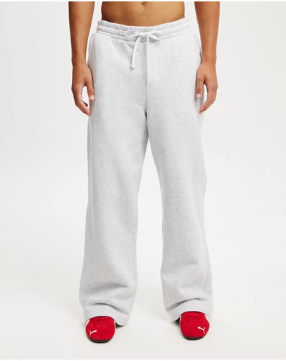 Cotton On - Super Baggy Track Pant