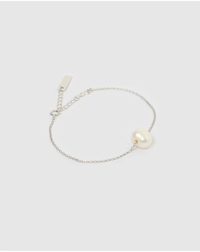 Izoa - Coral Bracelet