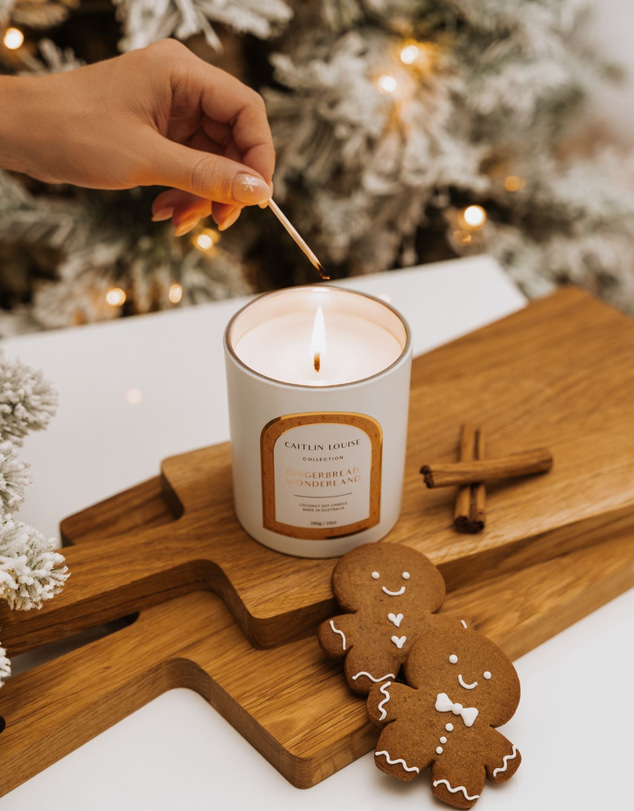 Caitlin Louise Collection - Gingerbread Wonderland Christmas Candle