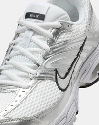Nike - Air Max Moto 2K - Women's