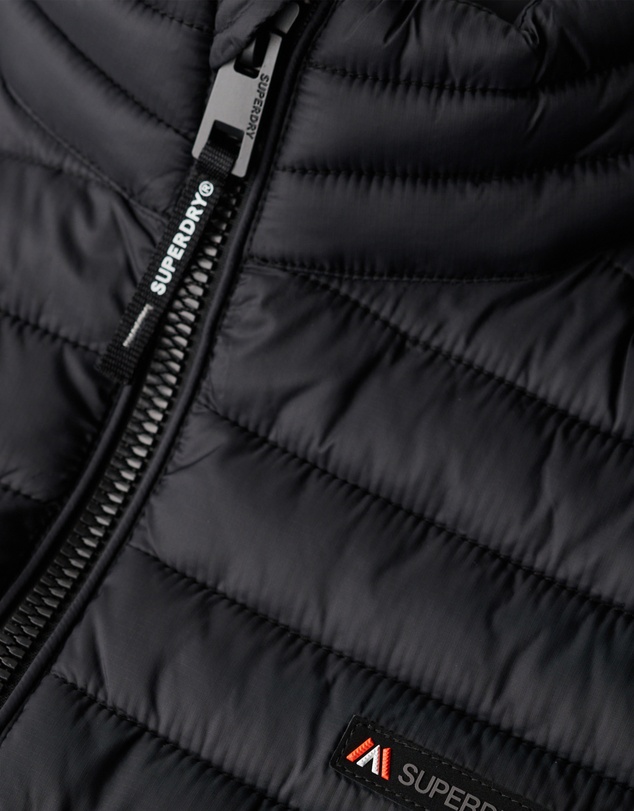 Superdry - Fuji Lite Slim Fit Gilet
