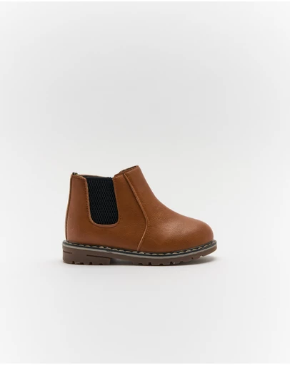 Walnut Melbourne - Fenix Boot