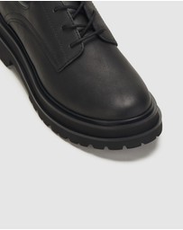 Rollie - Derby Step Shoe
