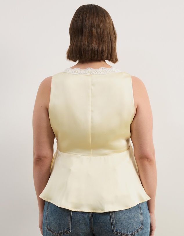 Atmos&Here Curvy - Sylvie Satin Lace Trim Top