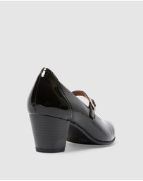 Wide Steps - Casino