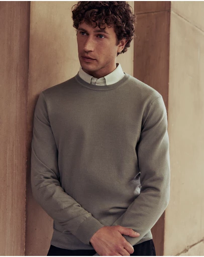 Trenery - Merino Crew in Moss Green