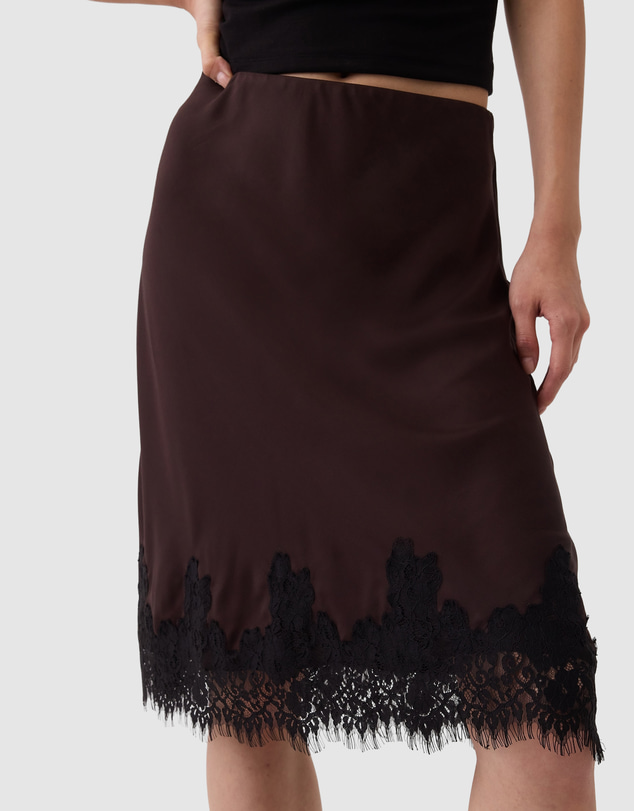 GAP - Maxi Lace Hem Slip Skirt