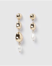 Izoa - Judy Earrings