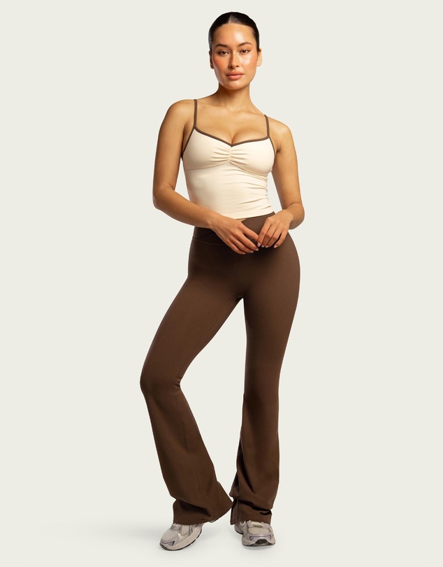 437 - The V Flared Leggings