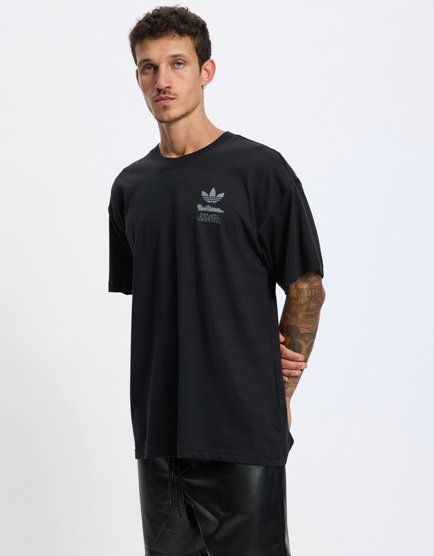 adidas Originals - F1 Related T-Shirt