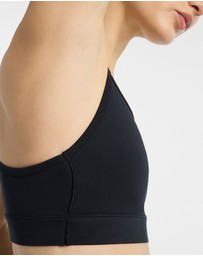 New Balance - NB Essential Yoga Bra