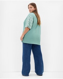 City Chic - Plus size Wrangling Hearts Oversized Tee - sage