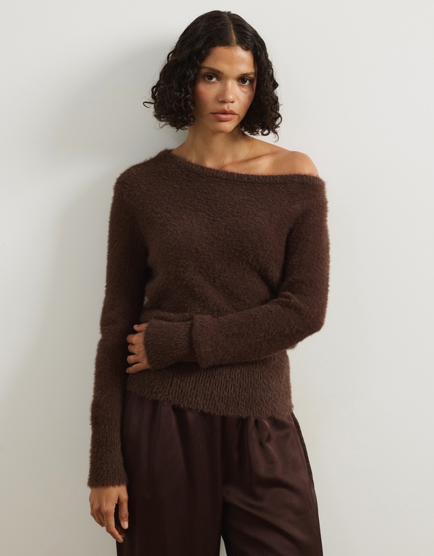 Atmos&Here - Abi Off Shoulder Sweater