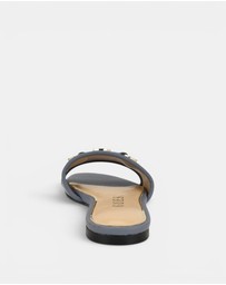 GUESS - Hammin Sandals
