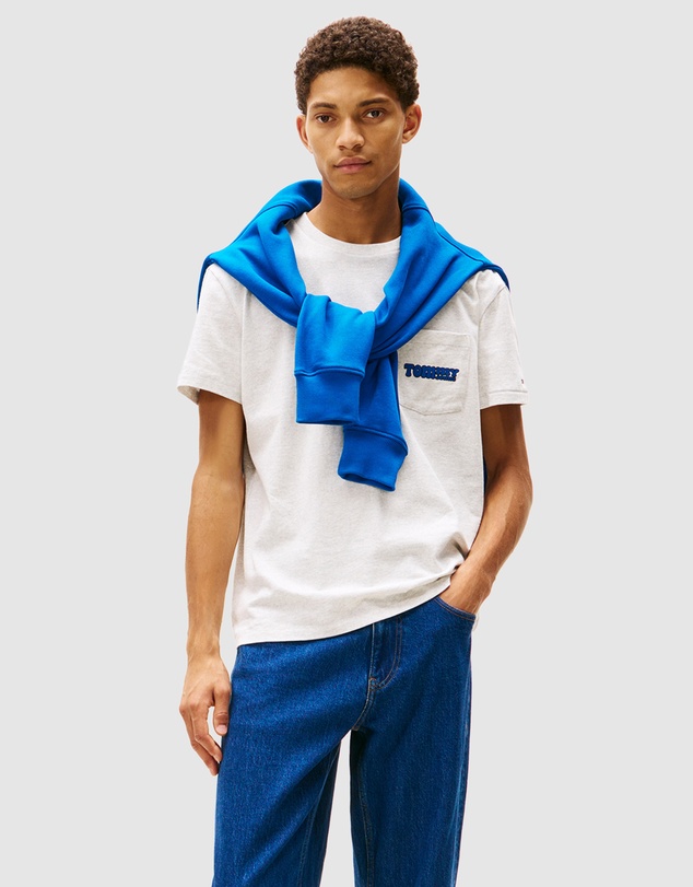 Tommy Jeans - Back Logo Slim Crew Neck T-Shirt