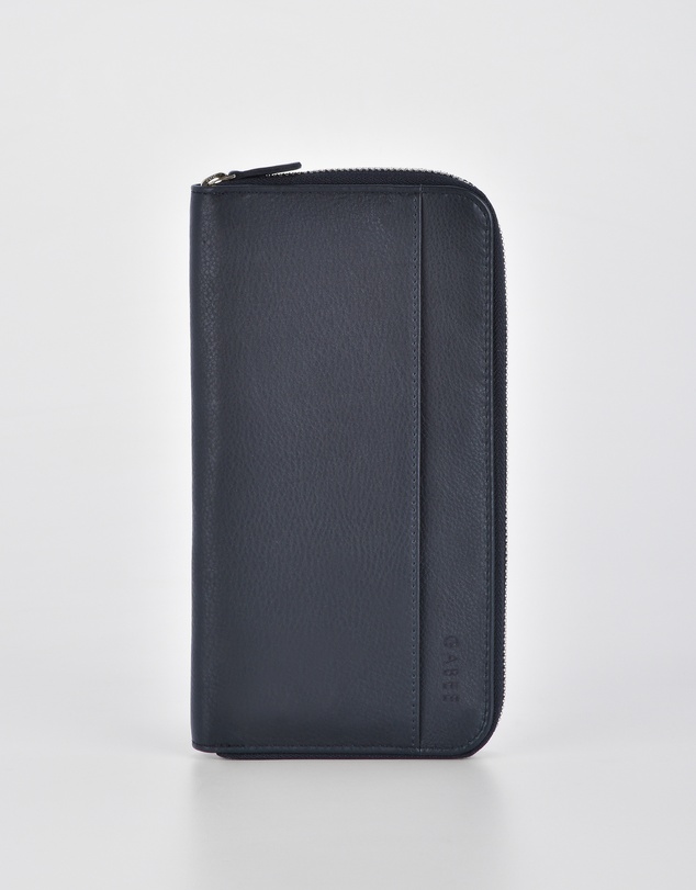 Cobb & Co - Dayna Leather Passport/Document RFID Wallet