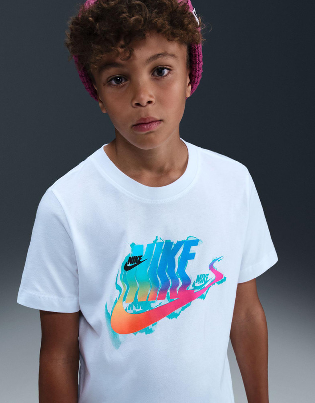 Nike - Nike Sportswear T-Shirt - Teens