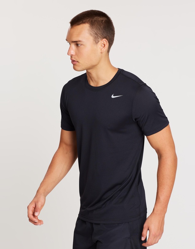 Nike - Dri-FIT Legend 2.0 Tee